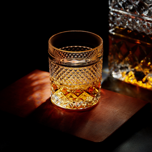 Whiskey Decanter Gift Set for Men – Premium Crystal Glass & Decanter Set | Whiskey Lover Gift